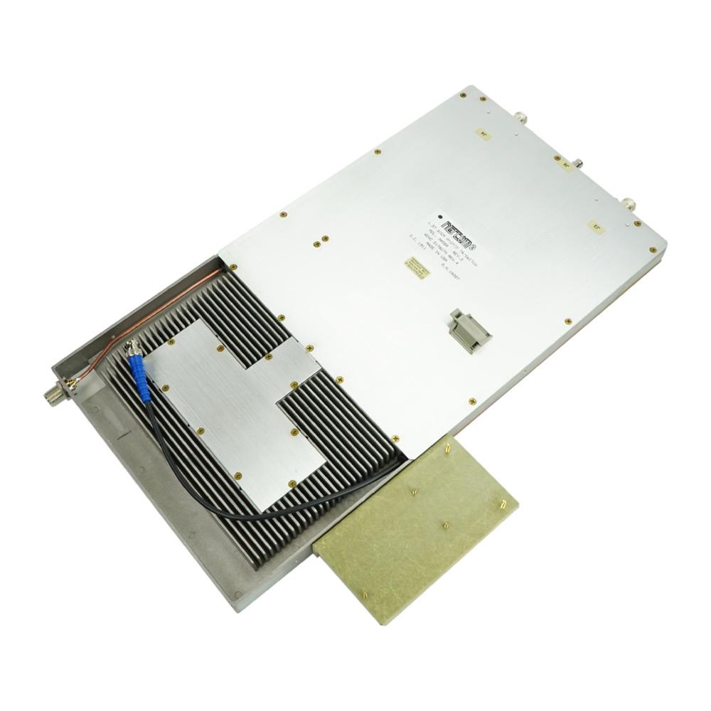 NMR Netcom Splitter with L Bracket Supporting the PreAmp NMR Netcom Splitter with L Bracket Supporting the PreAmp